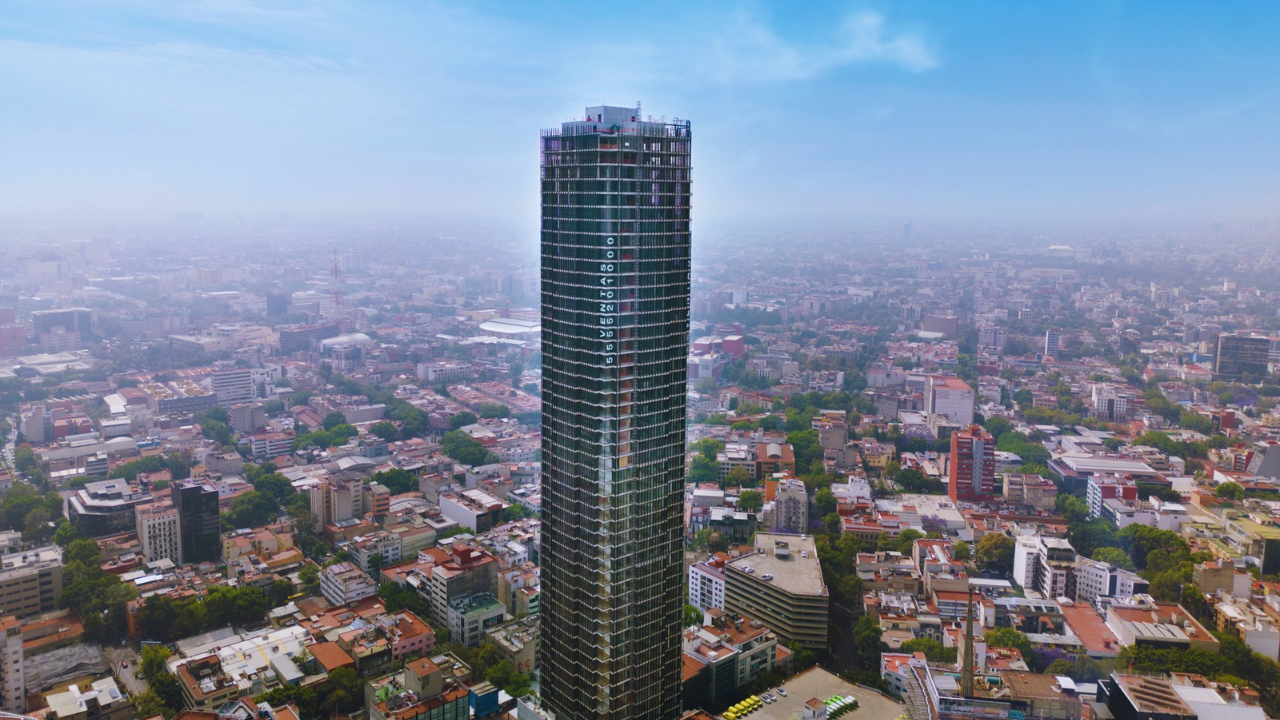 Vivienda vertical: ubicación, servicios y planeación,  claves para un mejor hábitat en CDMXUniversity Tower